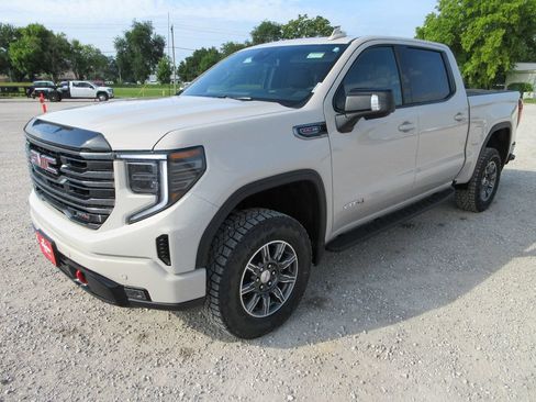 New 2026 GMC Sierra 1500 AT4 w/ AT4 Premium Package AWD/4WD image 12
