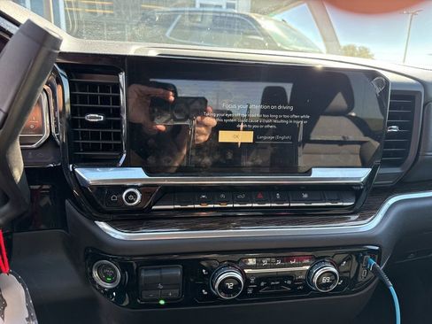 Used 2025 GMC Sierra 1500 Elevation w/ LPO, GMC Protection Package image 18