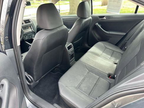 Used 2012 Volkswagen Jetta SE image 24