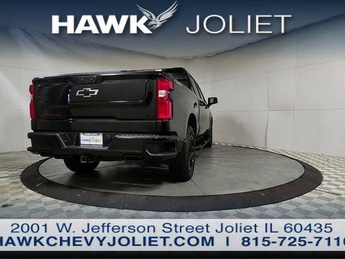 Used 2024 Chevrolet Silverado 1500 RST w/ Redline Edition AWD/4WD image 7