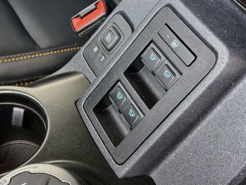 Used 2023 Ford Bronco Badlands AWD/4WD image 18