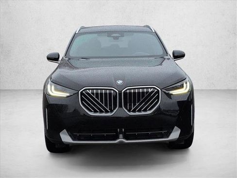 Used 2025 BMW X3 xDrive30i w/ Premium Package image 2
