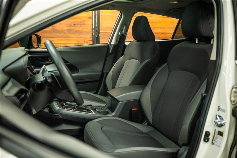 Used 2025 Subaru Crosstrek 2.5i Premium AWD/4WD image 9