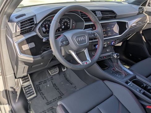 New 2025 Audi Q3 2.0T Premium Plus image 8