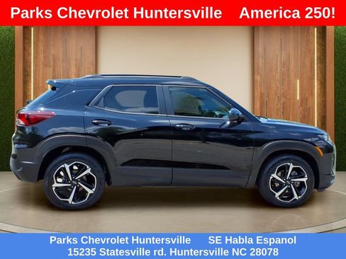Certified 2021 Chevrolet TrailBlazer RS w/ Convenience Package FWD image 33