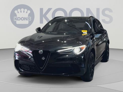 Used 2022 Alfa Romeo Stelvio Quadrifoglio w/ Active Assist Plus Package AWD/4WD image 5