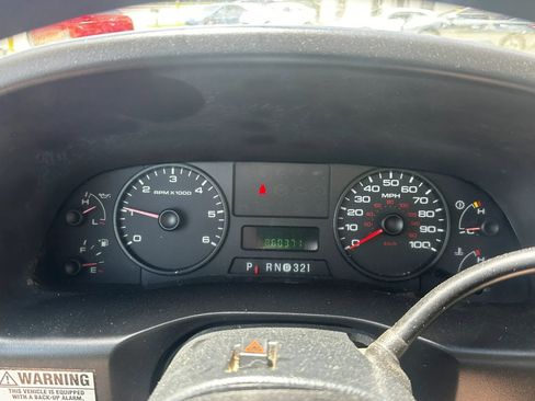 Used 2005 Ford F250 XLT RWD image 12