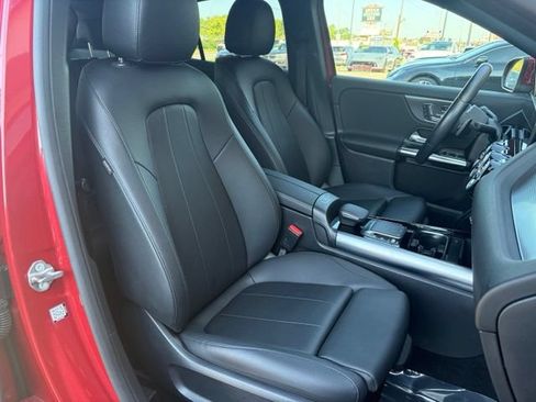 Used 2022 Mercedes-Benz GLA 250 4MATIC w/ Premium Package Lite image 39