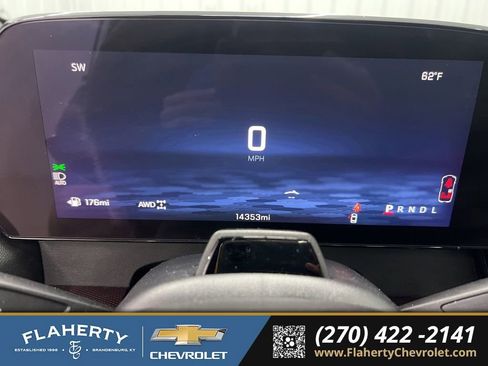 Used 2026 Chevrolet Traverse RS w/ LPO, Floor Liner Package AWD/4WD image 29
