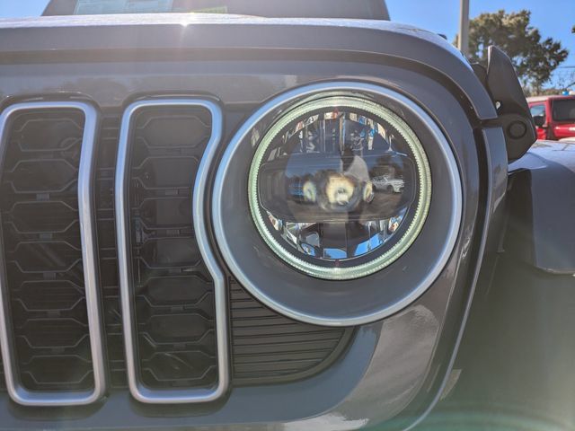 New 2025 Jeep Wrangler Unlimited Sahara AWD/4WD image 10