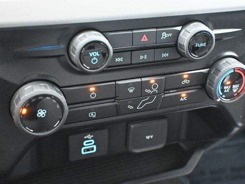 New 2026 Ford F250 XL w/ STX Appearance Package AWD/4WD image 24