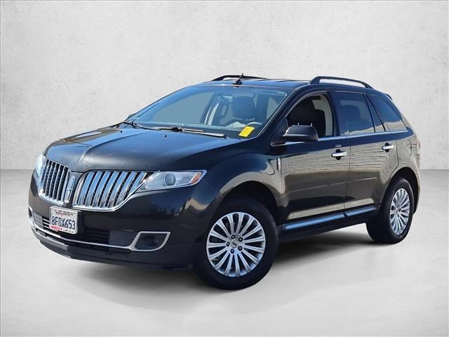 Used 2013 Lincoln MKX AWD w/ Class II Trailer Tow Pkg image 1