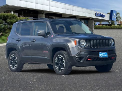 Used 2016 Jeep Renegade Trailhawk image 10