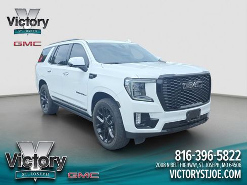 Used 2021 GMC Yukon Denali w/ Advanced Technology Package AWD/4WD image 1
