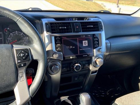 Used 2020 Toyota 4Runner SR5 image 11