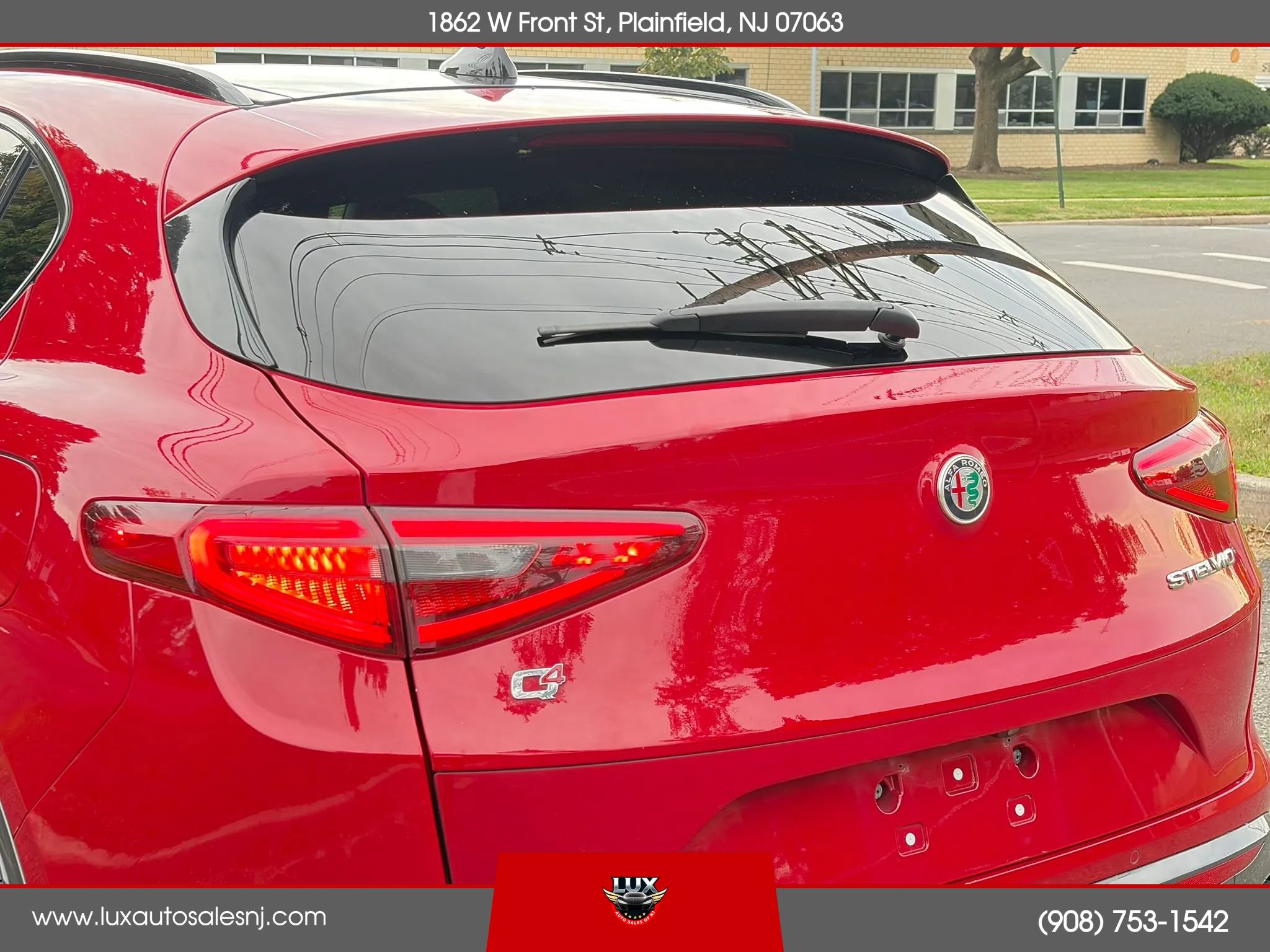 Used 2023 Alfa Romeo Stelvio Ti AWD/4WD image 14