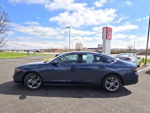Used 2024 Honda Accord EX image 10