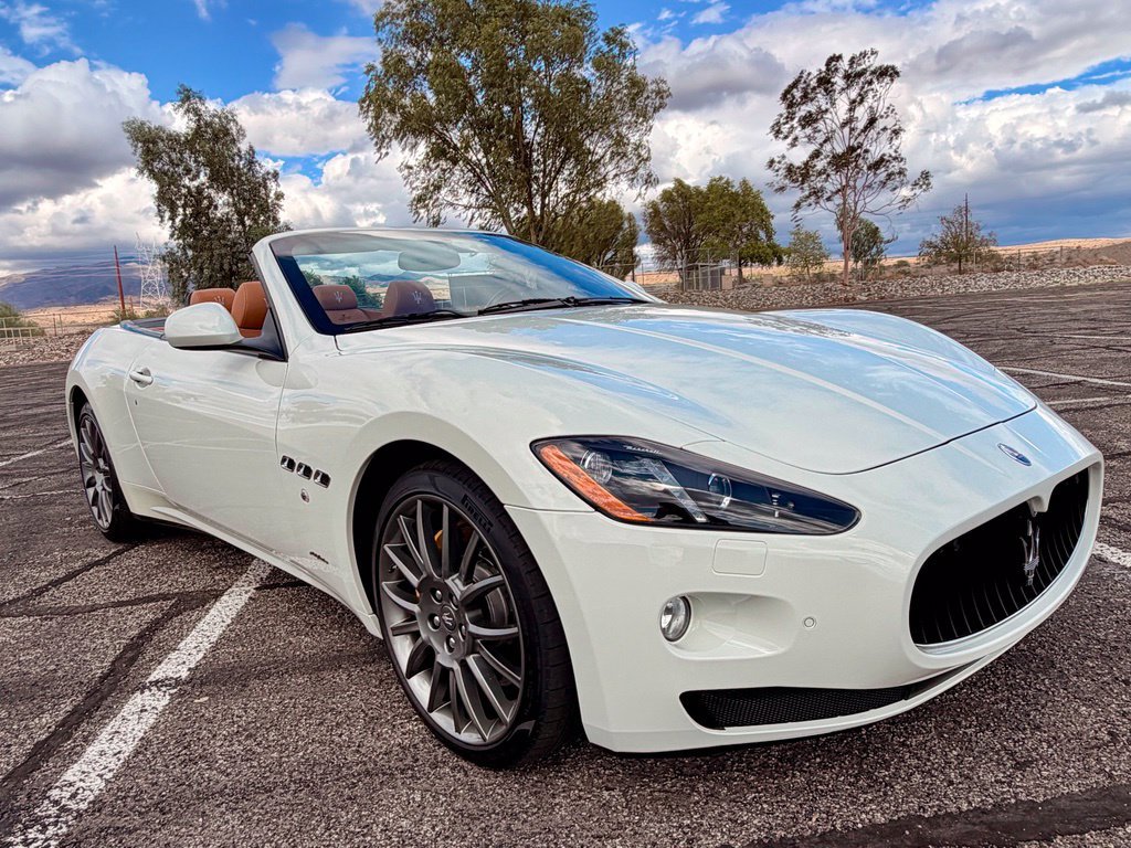 Used 2014 Maserati GranTurismo Convertible RWD image 20