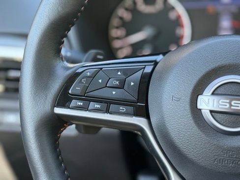 Used 2023 Nissan Altima 2.0 SR FWD image 23