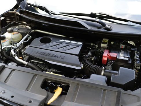 Used 2023 Nissan Rogue SV FWD image 27