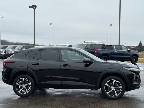 Used 2024 Chevrolet Trax RS image 31