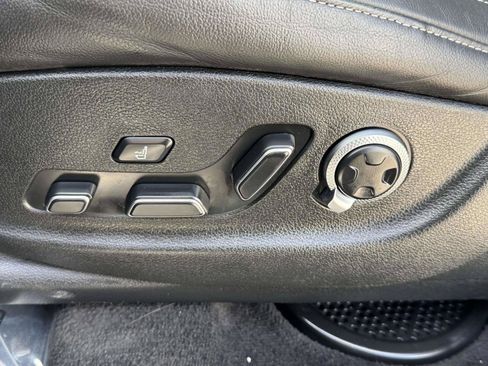 Used 2025 Genesis GV80 2.5T Prestige AWD/4WD image 21