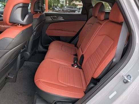 New 2026 Kia Sportage SX FWD image 16