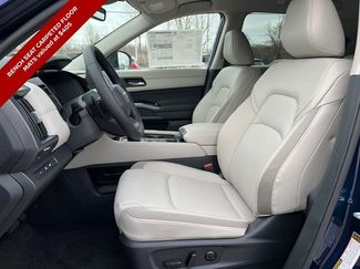 New 2026 Nissan Pathfinder SL video 3