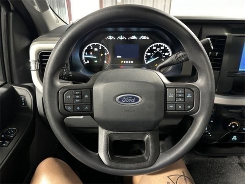 New 2023 Ford F550 4x4 Regular Cab Super Duty image 22