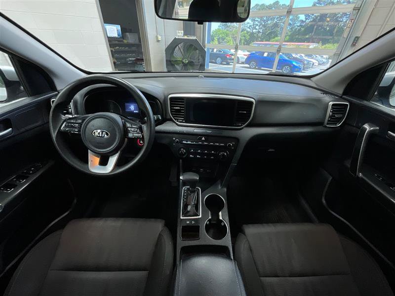 Used 2020 Kia Sportage LX FWD image 19