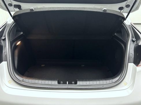 Used 2020 Hyundai Veloster Turbo image 20