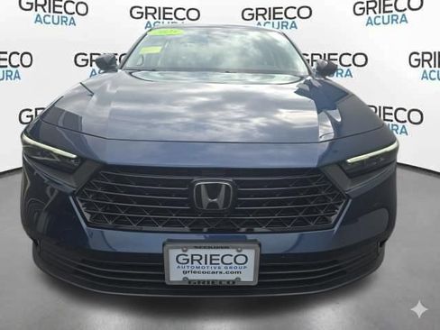 Used 2025 Honda Accord SE image 2
