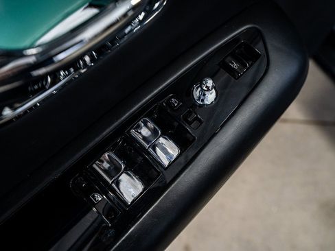 Used 2022 Rolls-Royce Ghost image 32