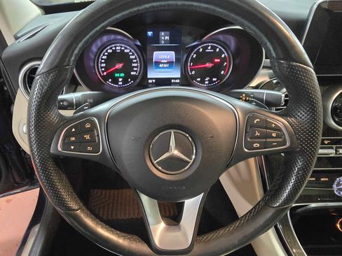 Used 2017 Mercedes-Benz C 300 Sedan image 27