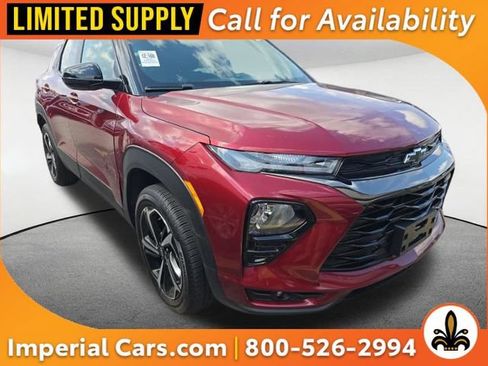 Used 2023 Chevrolet TrailBlazer RS w/ Sun and Liftgate Package AWD/4WD image 1