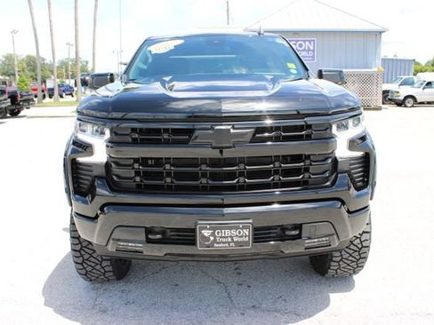 Used 2024 Chevrolet Silverado 1500 RST w/ Z71 Off-Road Package AWD/4WD image 2