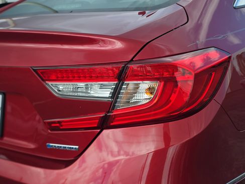 Used 2021 Honda Accord EX image 8