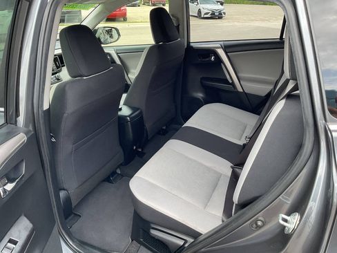 Used 2018 Toyota RAV4 XLE w/ Convenience Package AWD/4WD image 31