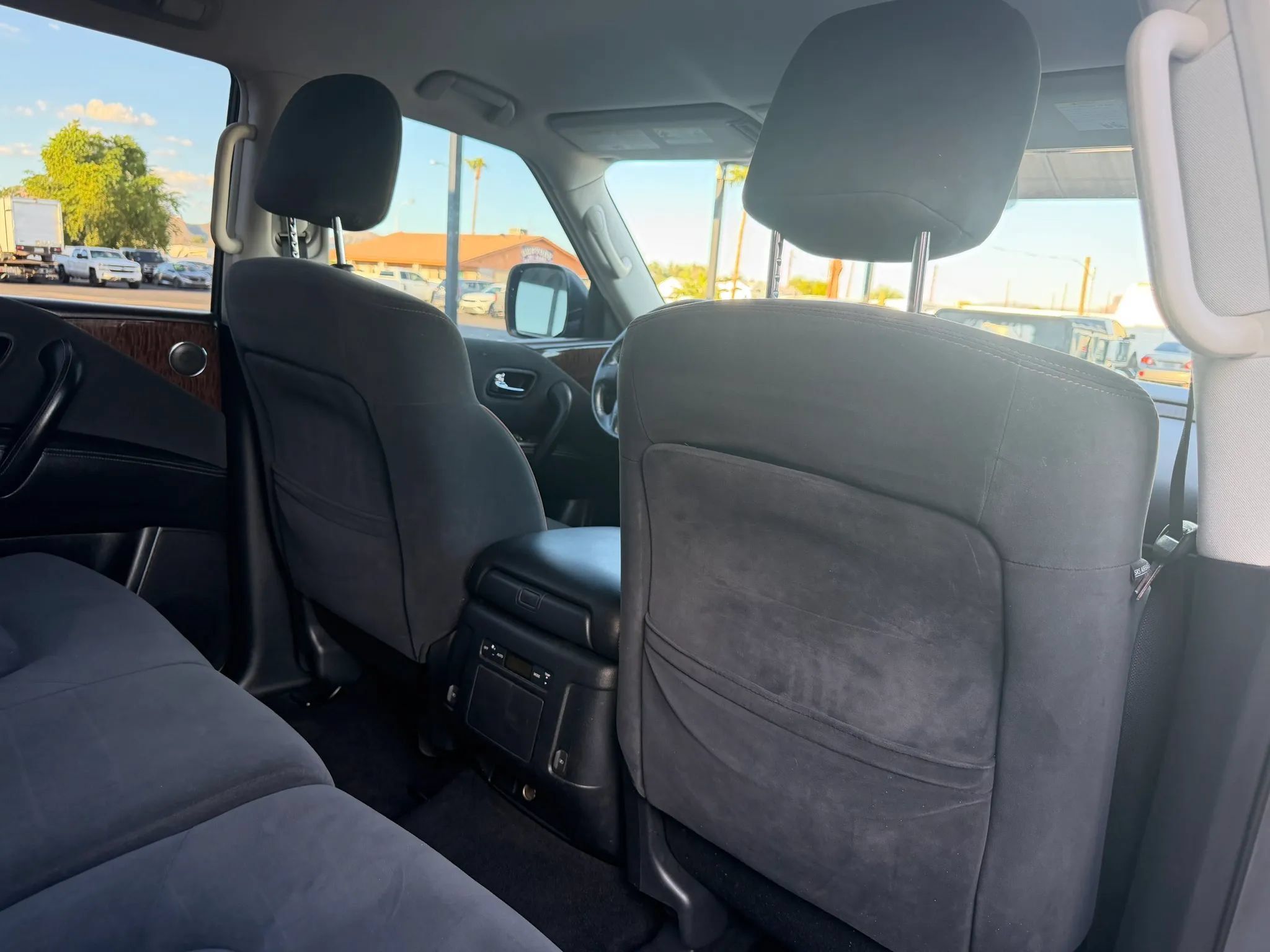Used 2018 Nissan Armada SV w/ Driver Package RWD image 24