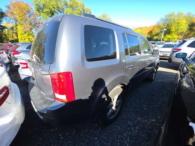Used 2010 Honda Pilot EX image 4