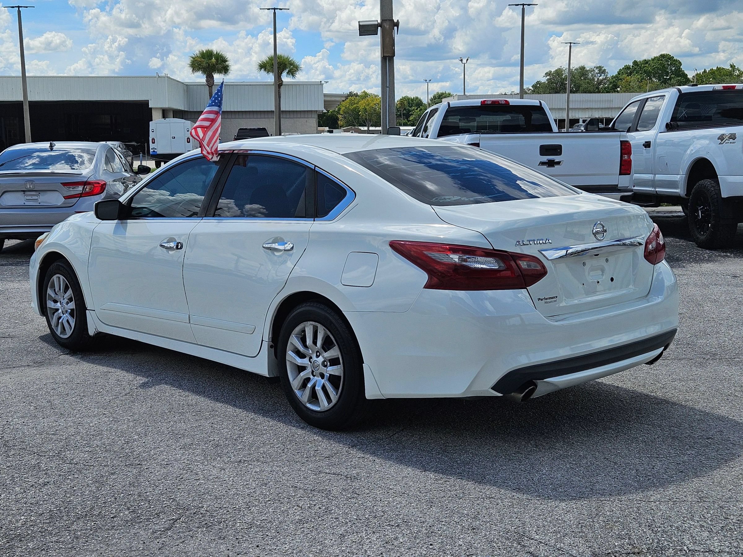 Used 2018 Nissan Altima 2.5 S w/ S Convenience Package FWD image 6