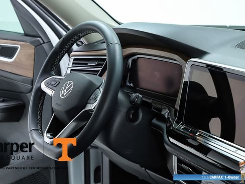 Used 2024 Volkswagen Atlas SE image 74