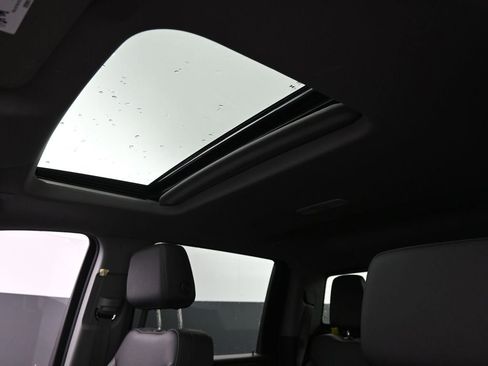 New 2026 GMC Sierra 2500 SLT w/ SLT Convenience Package image 20