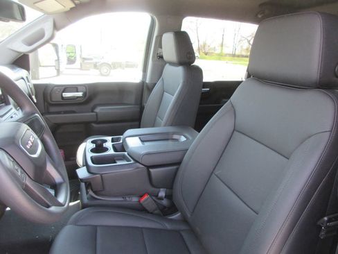 New 2026 GMC Sierra 2500 Pro AWD/4WD image 16