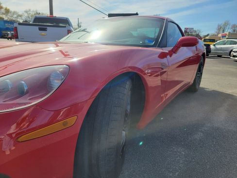 Used 2005 Chevrolet Corvette Coupe w/ Preferred Equipment Group image 4