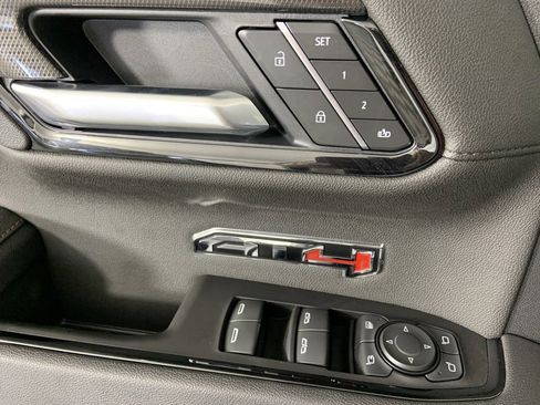 Used 2025 GMC Sierra 1500 AT4 w/ AT4 Premium Package image 24