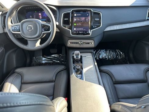 Certified 2024 Volvo XC90 T8 Ultimate w/ Protection Package image 17