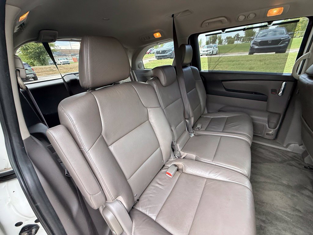 Used 2016 Honda Odyssey Touring Elite image 35