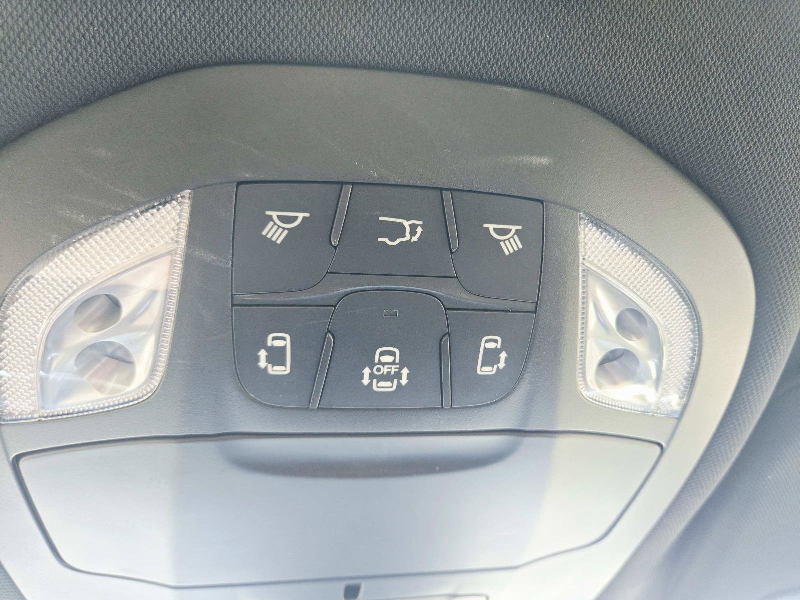 Used 2024 Chrysler Pacifica Touring-L w/ S Appearance Package FWD image 36