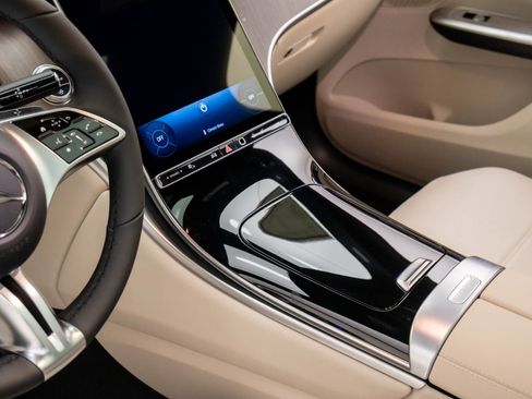 New 2026 Mercedes-Benz GLC 300 GLC 300 image 12